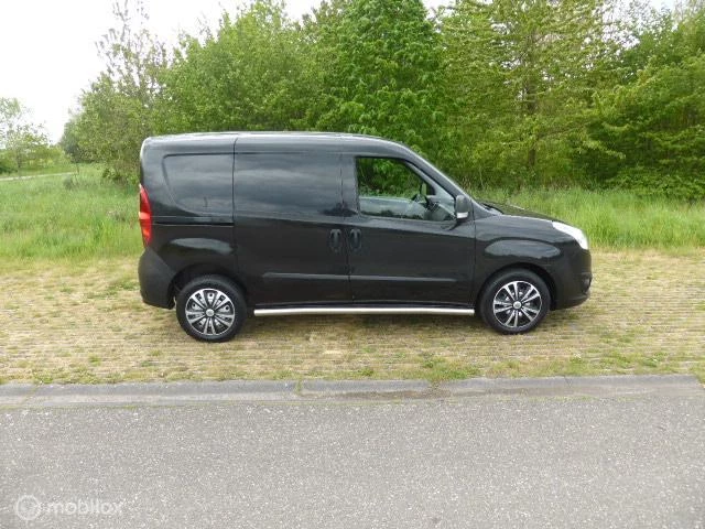 Hoofdafbeelding Opel Combo