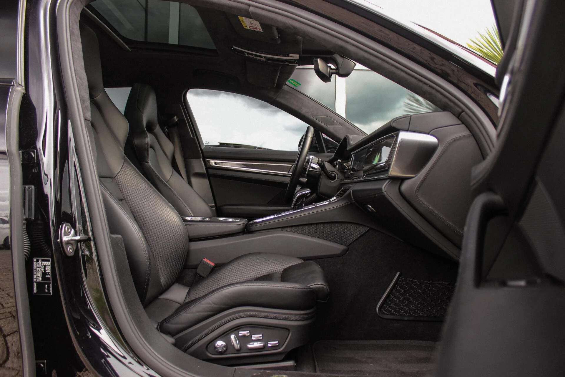 Hoofdafbeelding Porsche Panamera