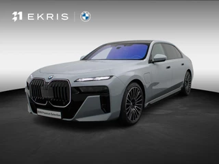 BMW 7 Serie Sedan 750e xDrive M Sportpakket Pro | Innovation Pack | Executive Pack | Executive Lounge | Connoisseur Pack | Trekhaak | Glazen panoramadak Sky Lounge | Driving Assistant Professional | Bowers & Wilkins | 21''