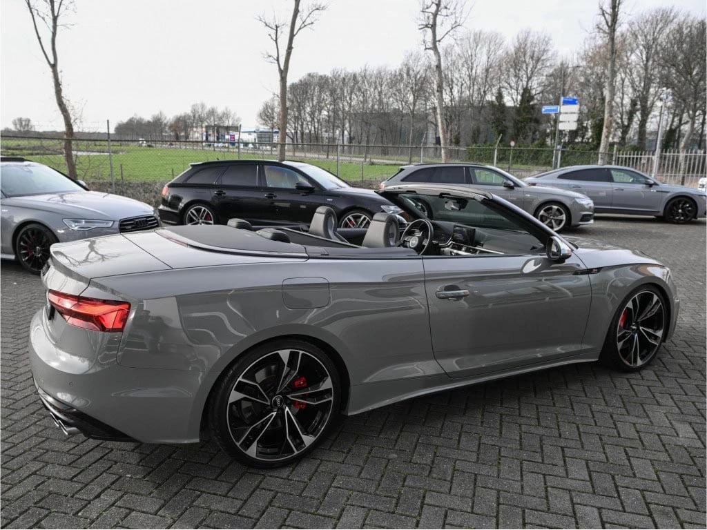 Hoofdafbeelding Audi S5