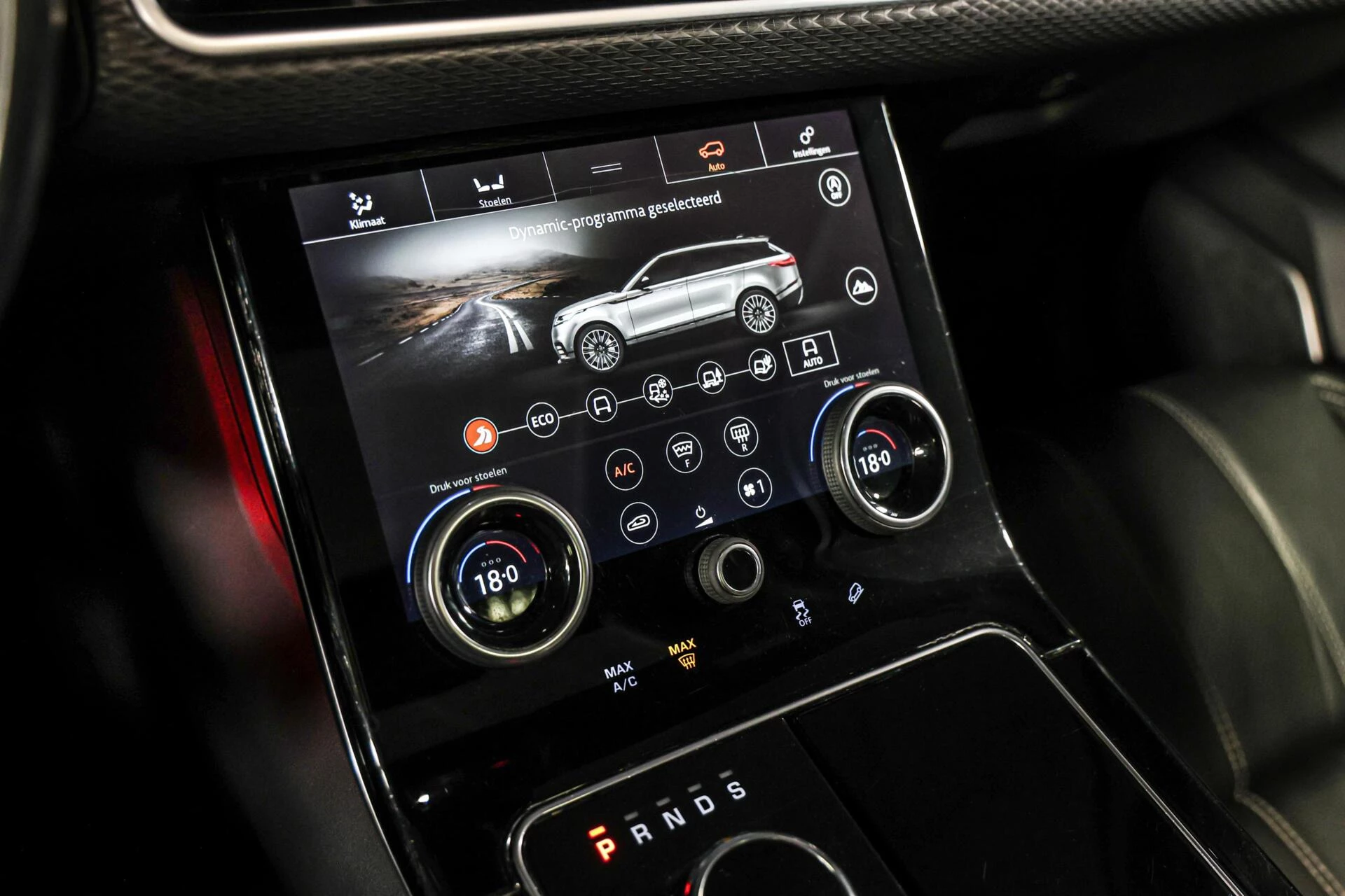 Hoofdafbeelding Land Rover Range Rover Velar