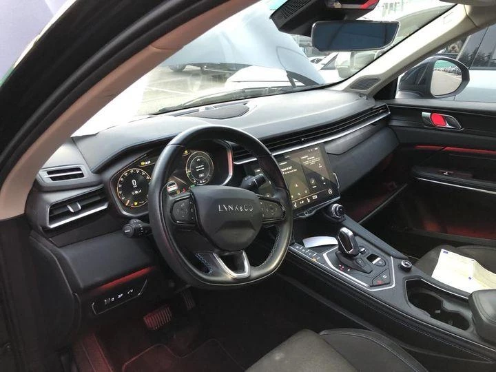 Hoofdafbeelding Lynk & Co 01