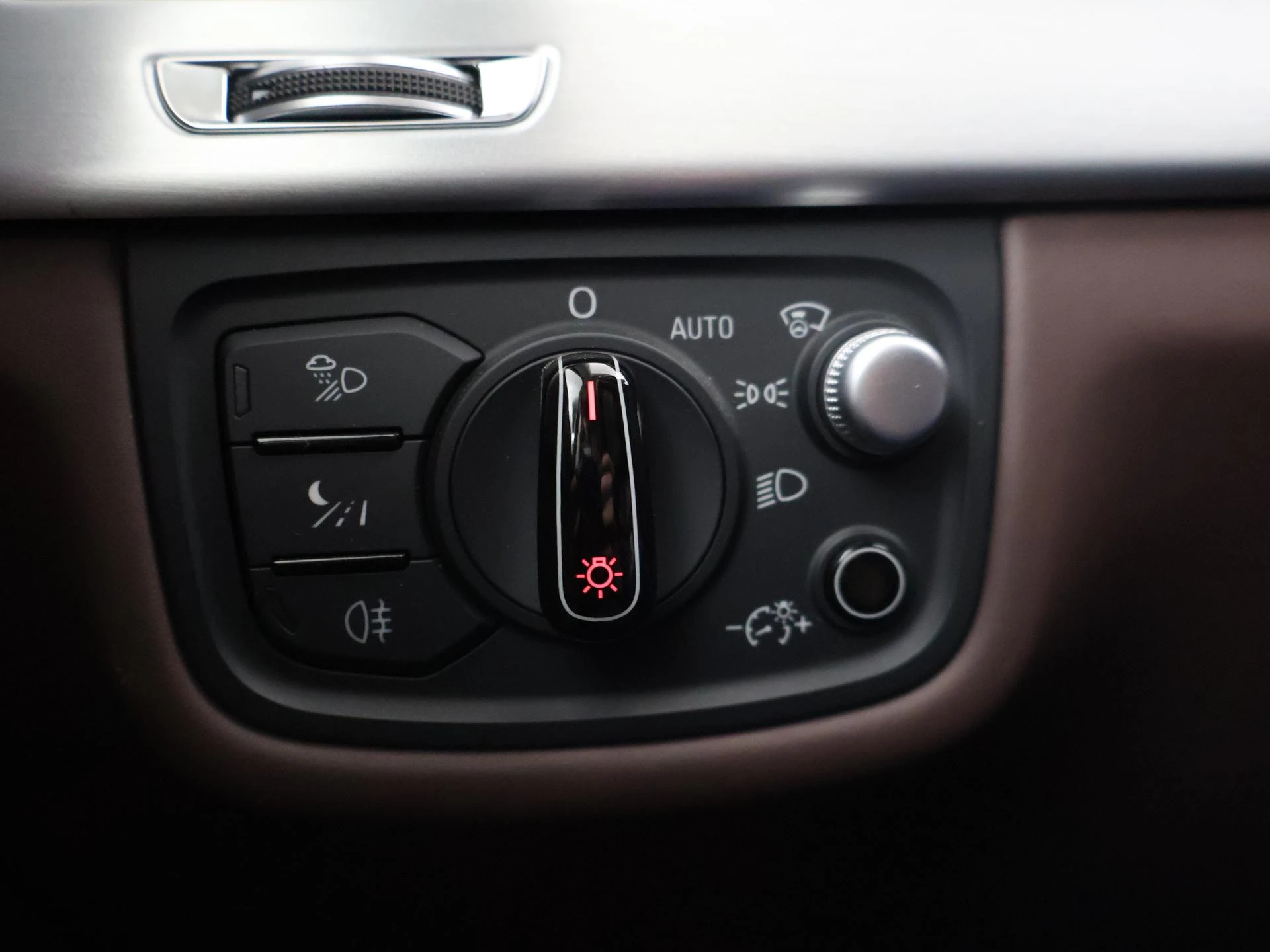 Hoofdafbeelding Audi A8