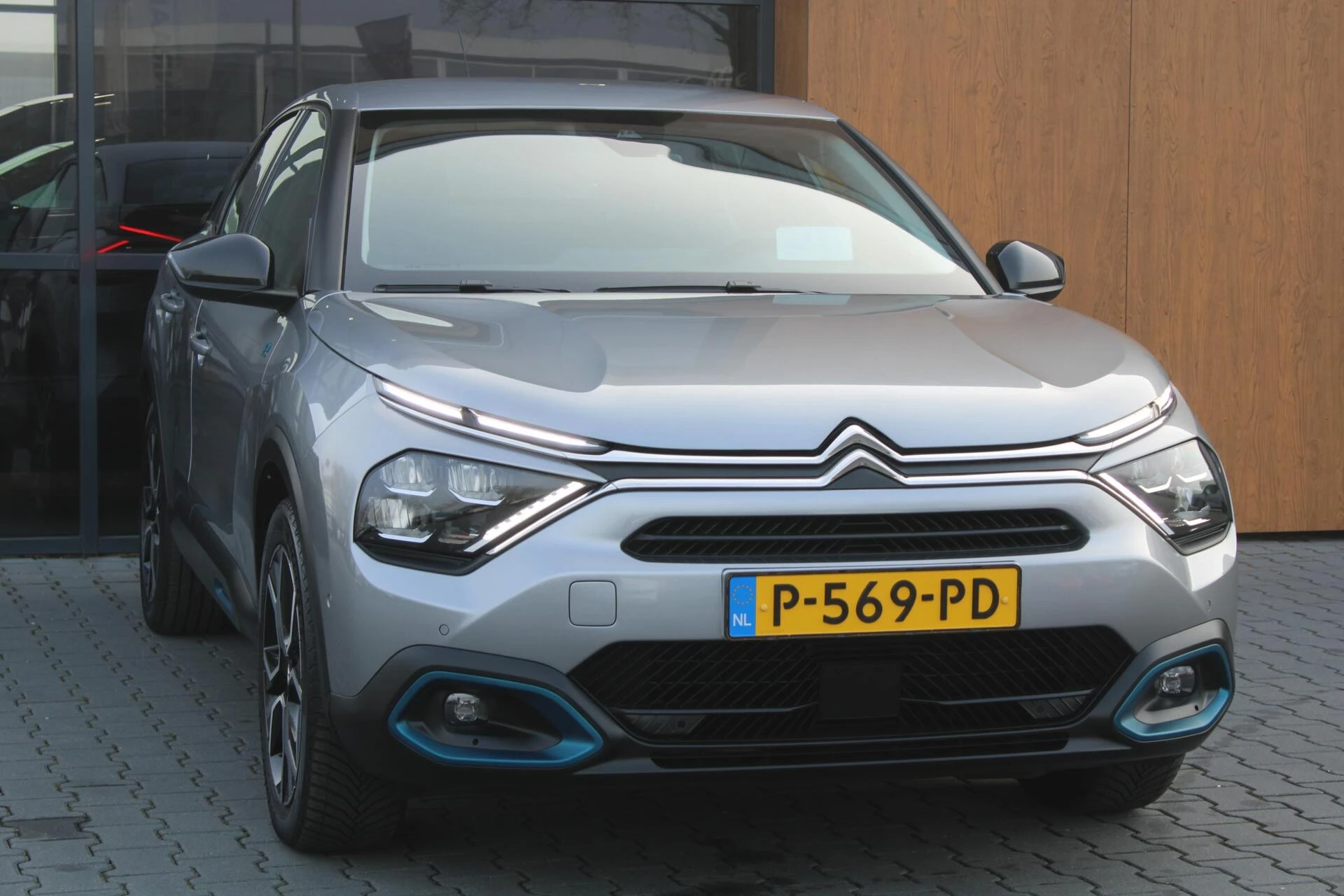 Hoofdafbeelding Citroën ë-C4