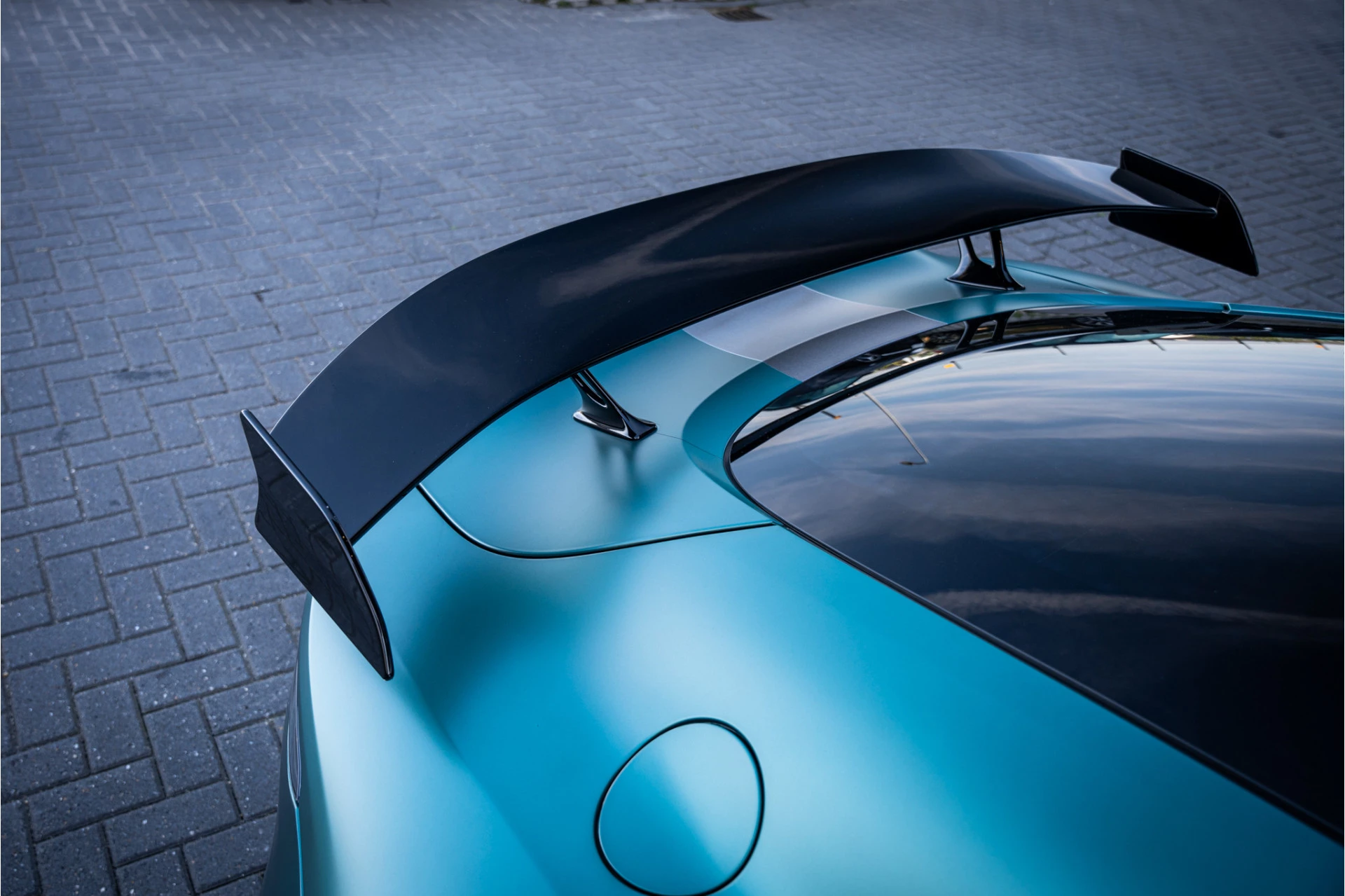 Hoofdafbeelding Aston Martin V8 Vantage