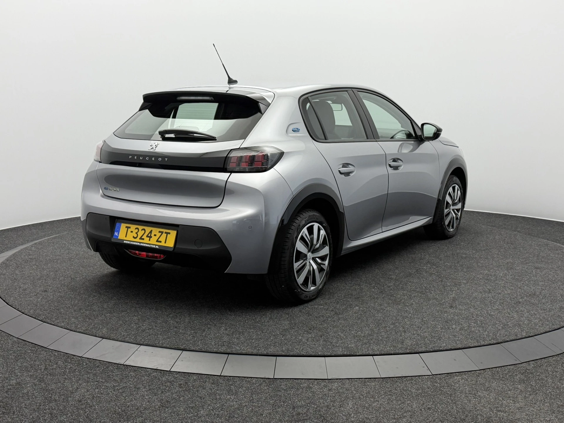 Hoofdafbeelding Peugeot e-208