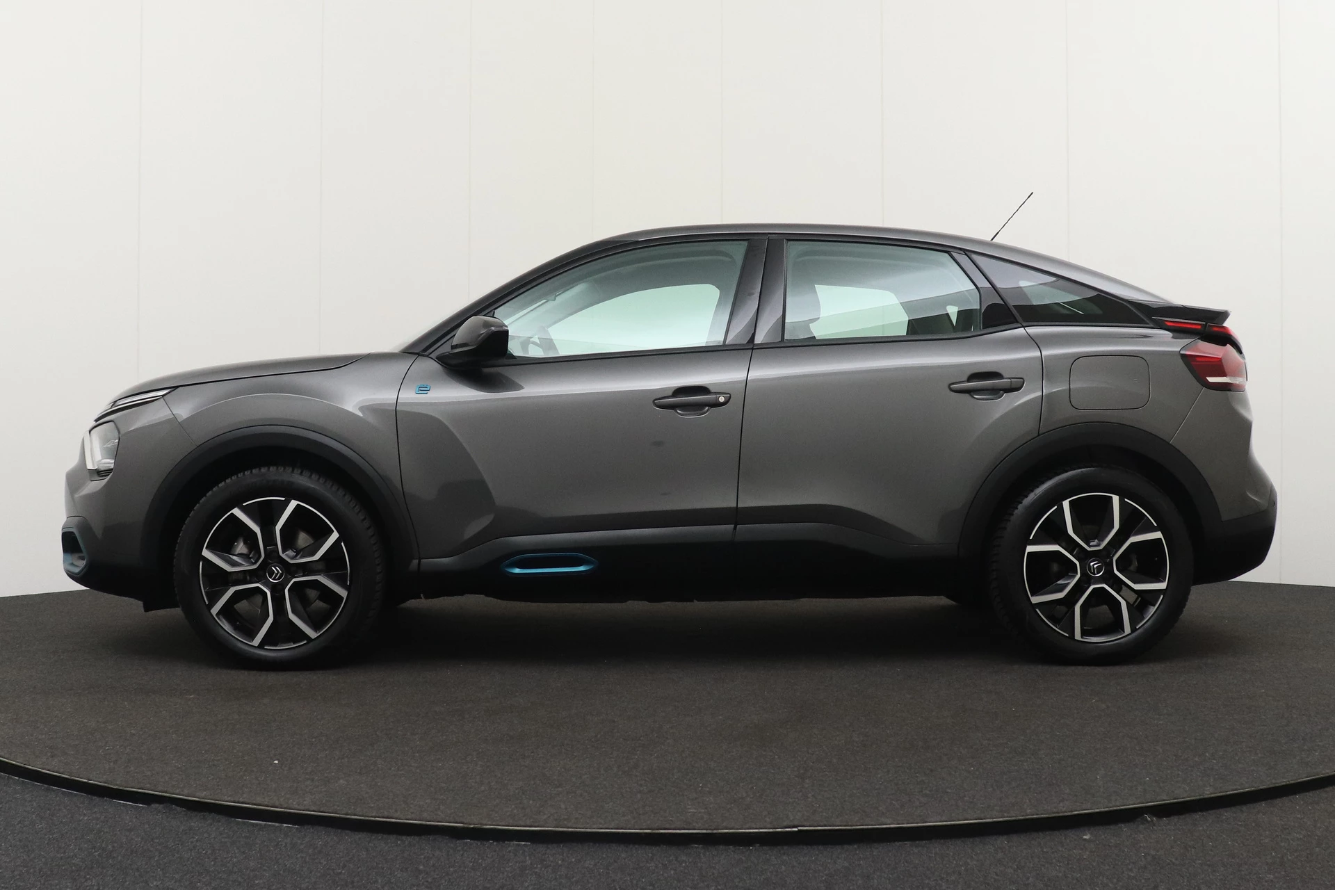 Hoofdafbeelding Citroën ë-C4