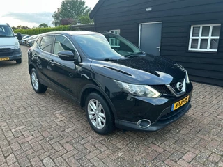 Nissan QASHQAI 1.2 Connect Edition