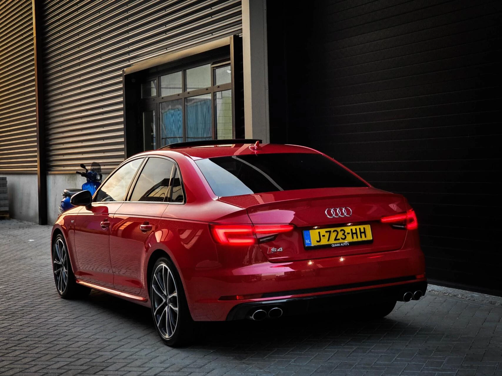 Hoofdafbeelding Audi S4