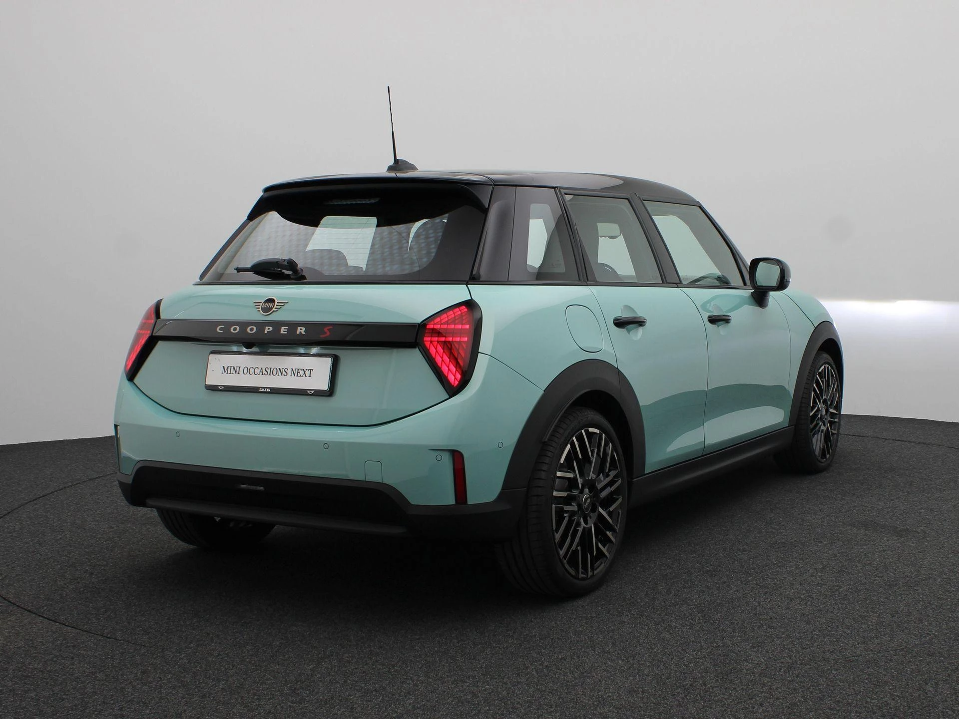 Hoofdafbeelding MINI 5-deurs