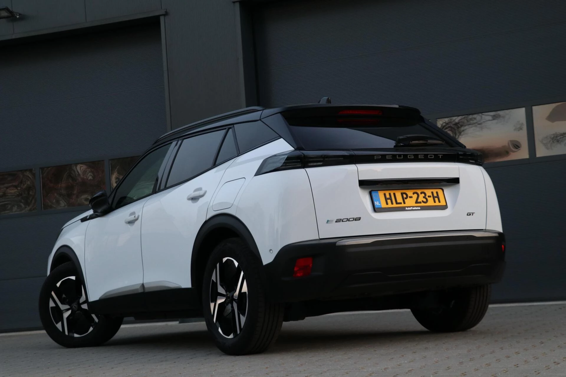 Hoofdafbeelding Peugeot e-2008