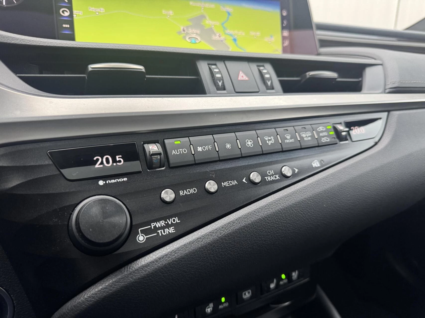 Hoofdafbeelding Lexus ES