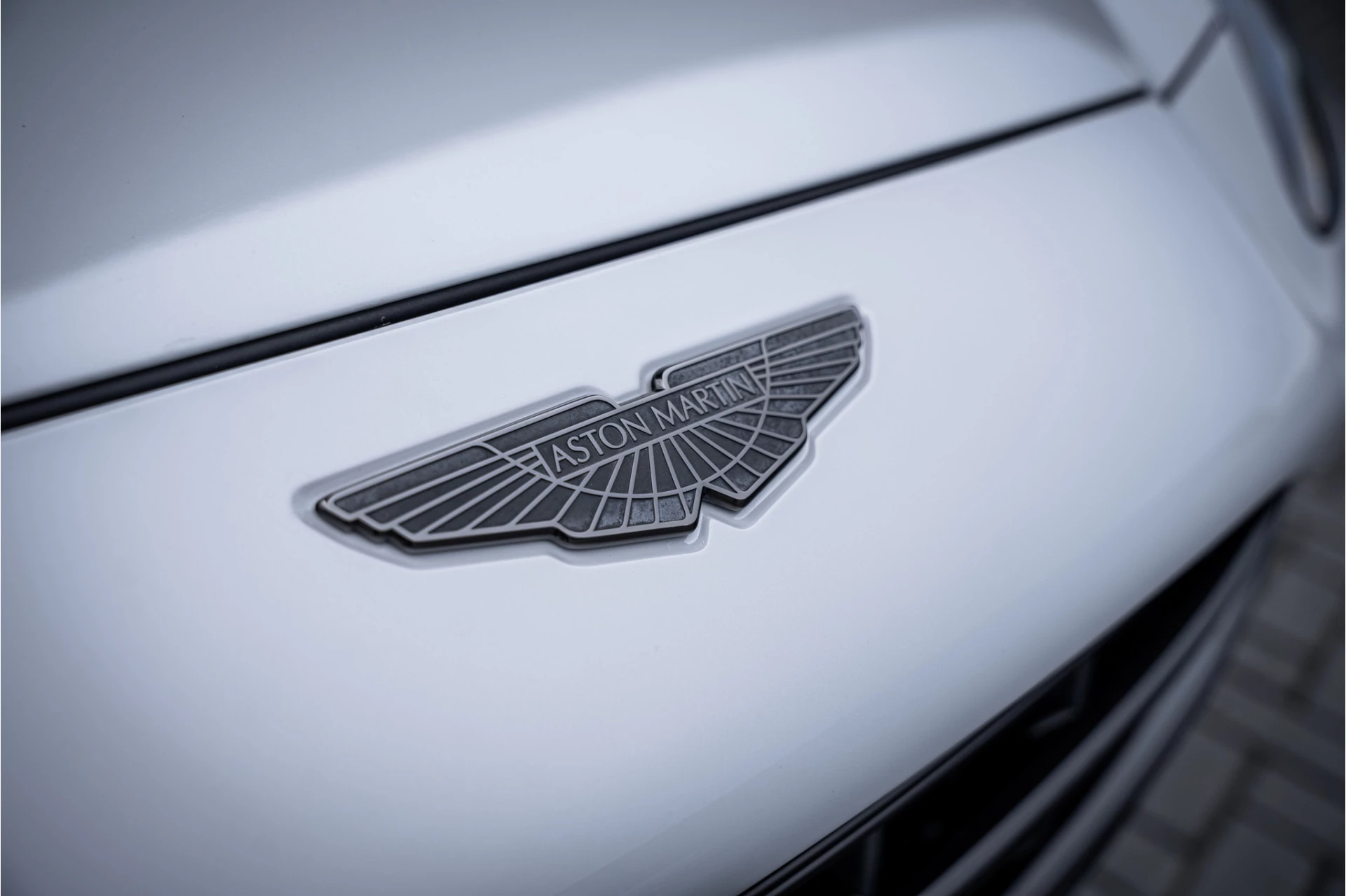 Hoofdafbeelding Aston Martin DBX