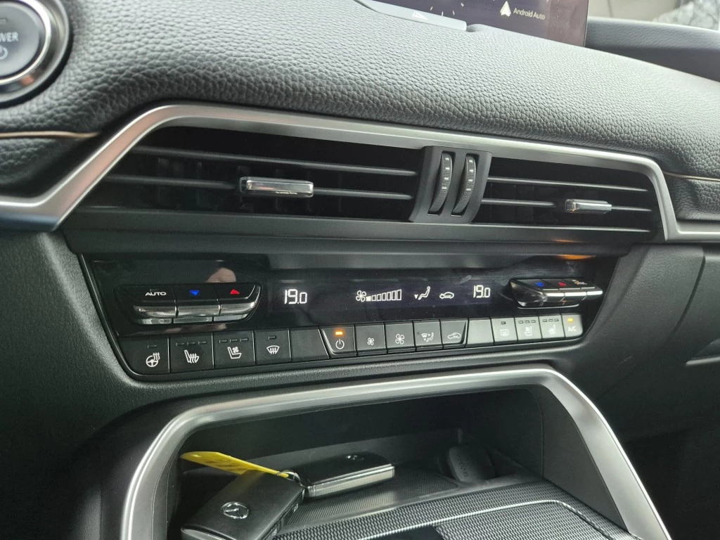 Hoofdafbeelding Mazda CX-60