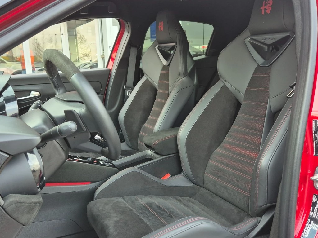 Hoofdafbeelding Alfa Romeo Junior