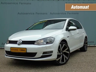 Hoofdafbeelding Volkswagen Golf Volkswagen Golf 7 1.2TSI 110PK DSG Lounge - 2015 - 66DKM - Automaat
