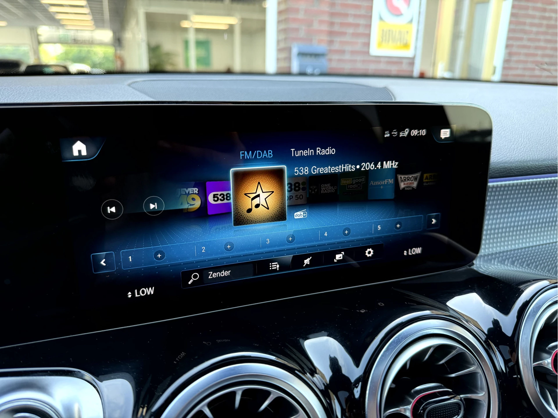 Hoofdafbeelding Mercedes-Benz EQB