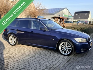 BMW 3-serie Touring 325d Business Line