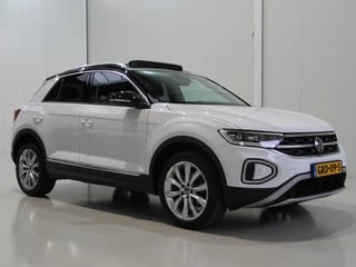 Volkswagen T-Roc 1.0 TSI 110PK Style | Pano dak | Beats