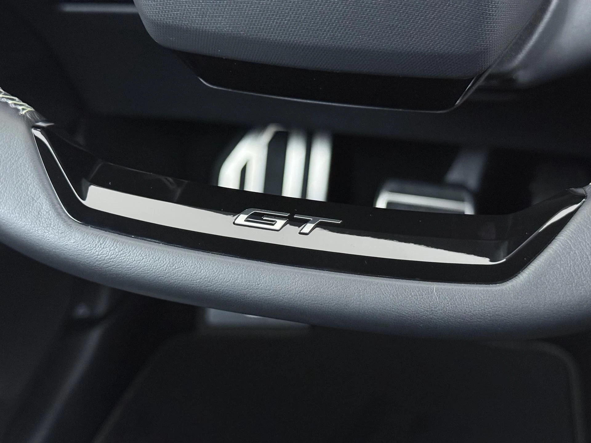 Hoofdafbeelding Peugeot e-3008