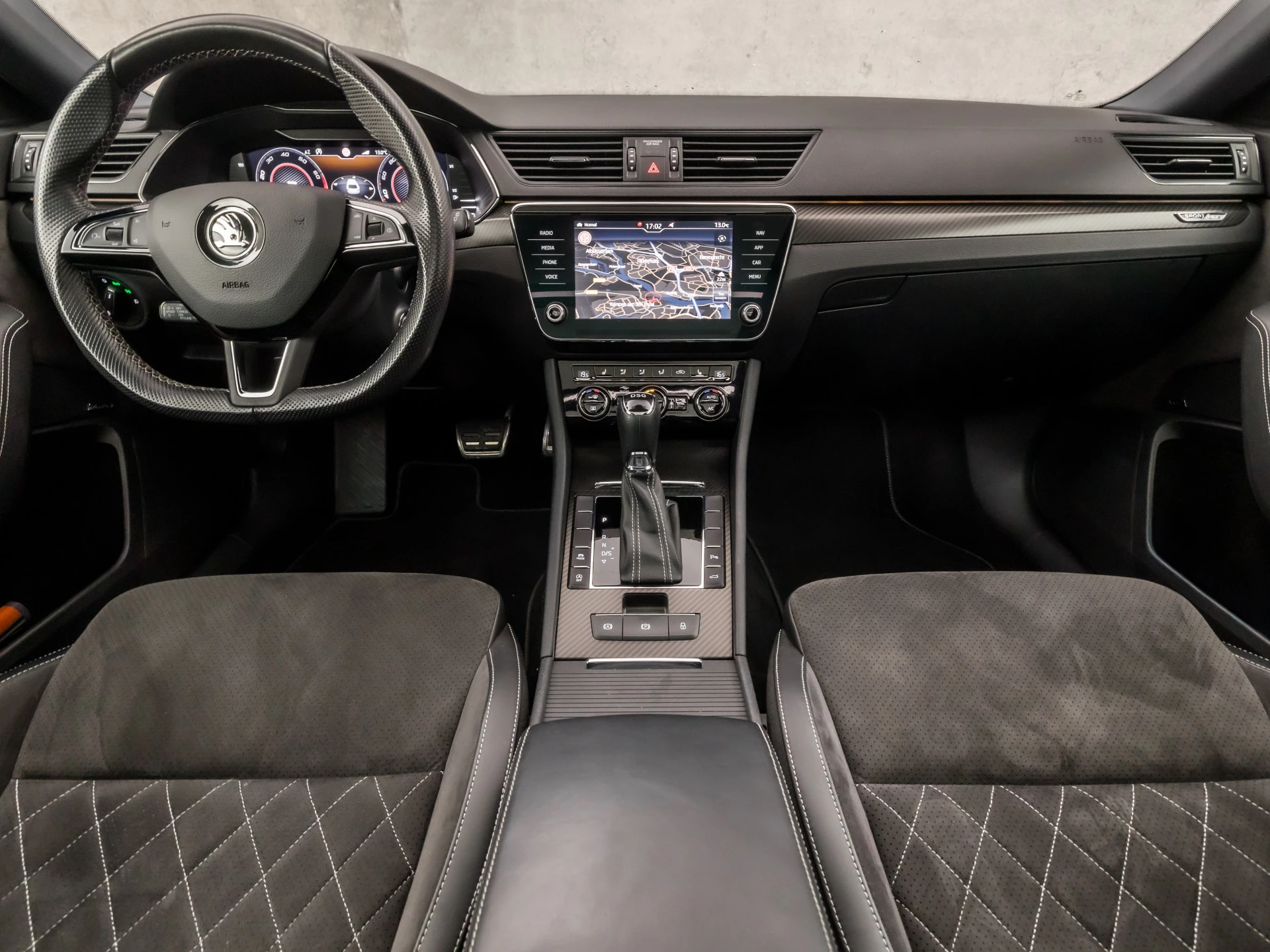 Hoofdafbeelding Škoda Superb