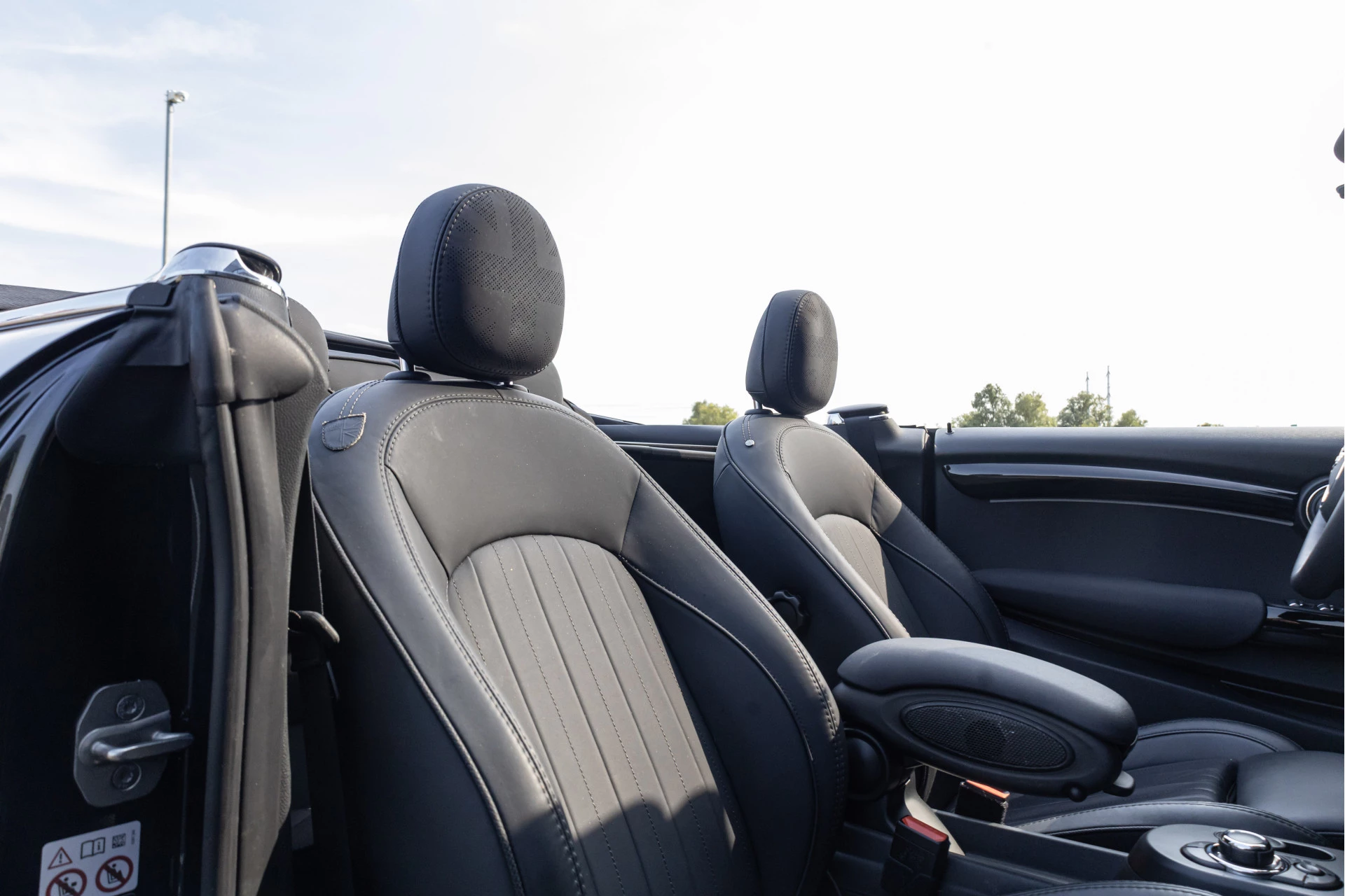 Hoofdafbeelding MINI Cabrio