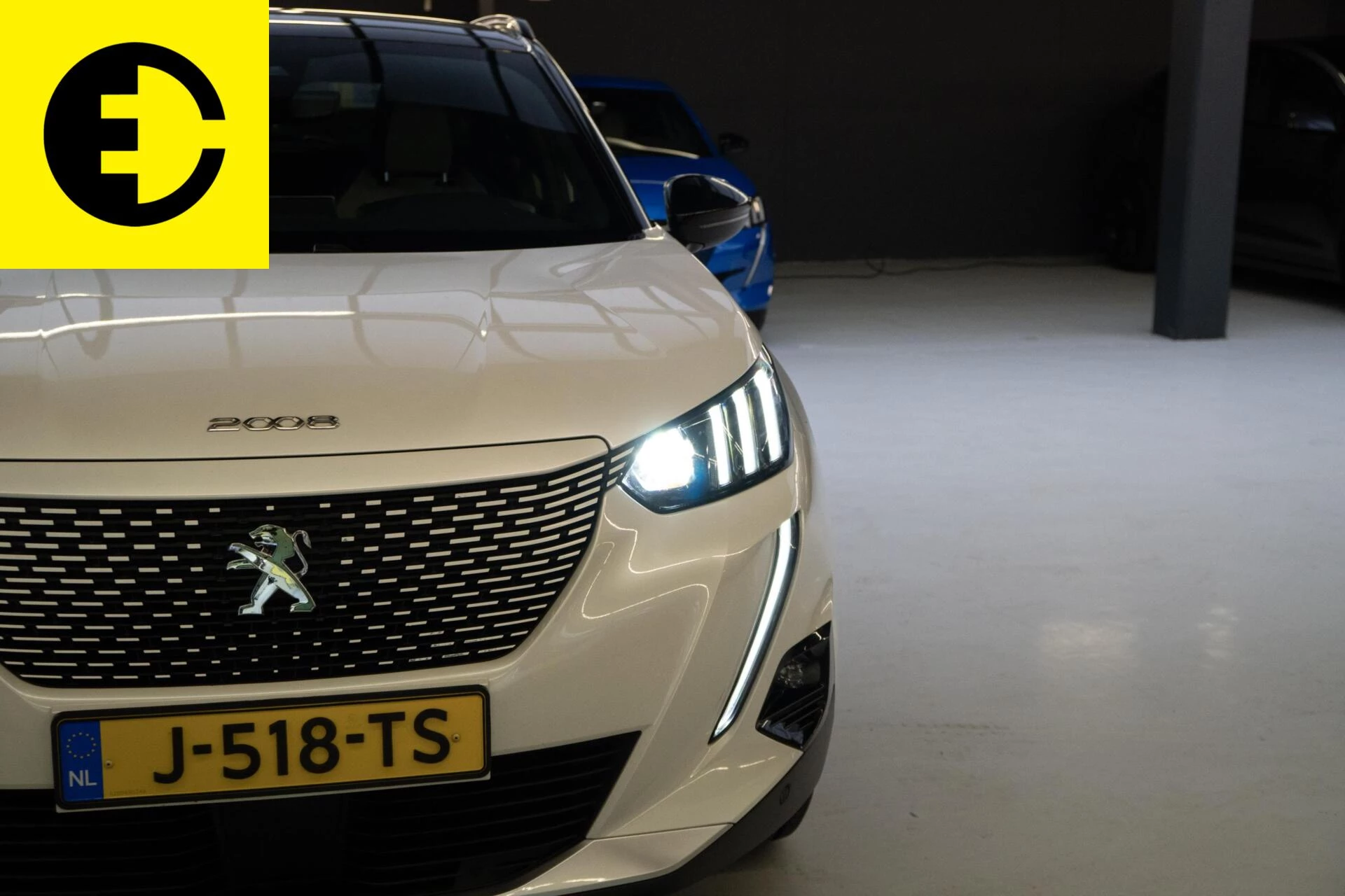 Hoofdafbeelding Peugeot e-2008