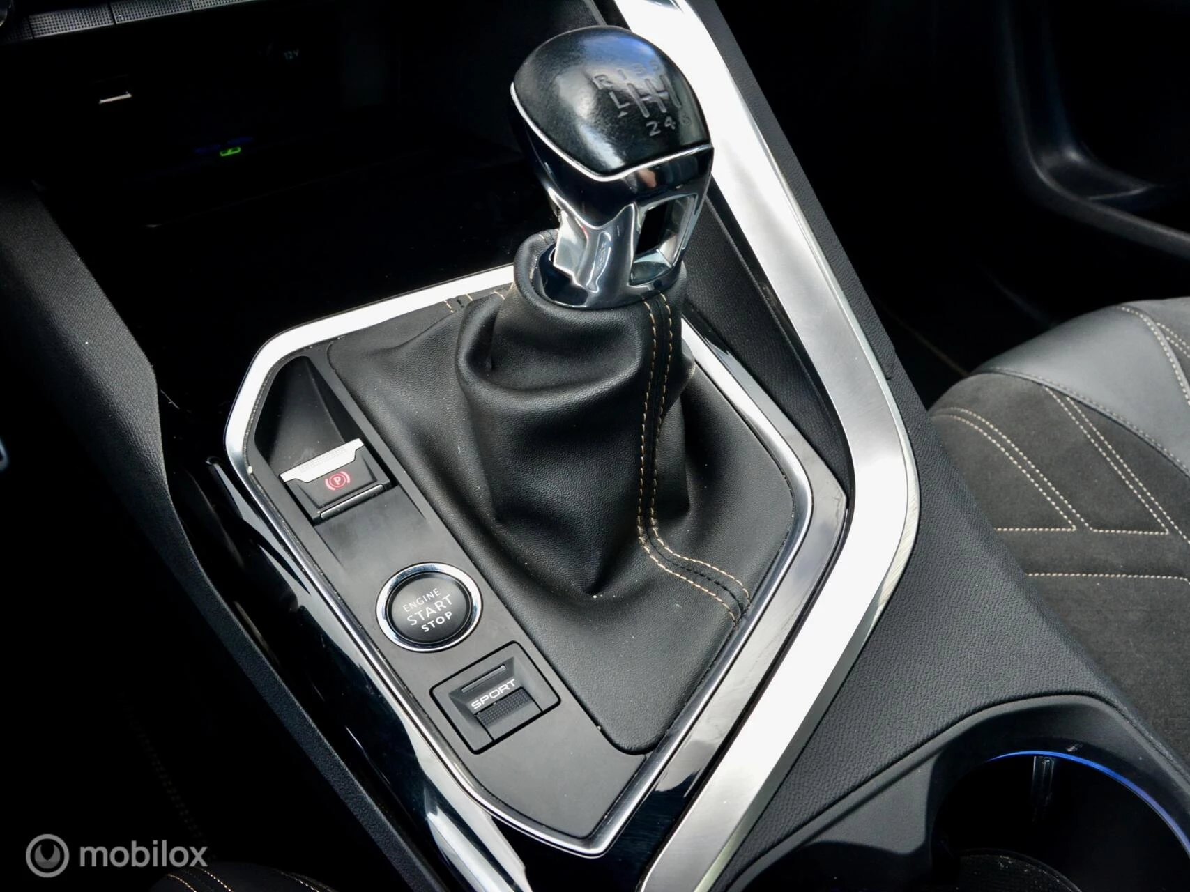 Hoofdafbeelding Peugeot 5008