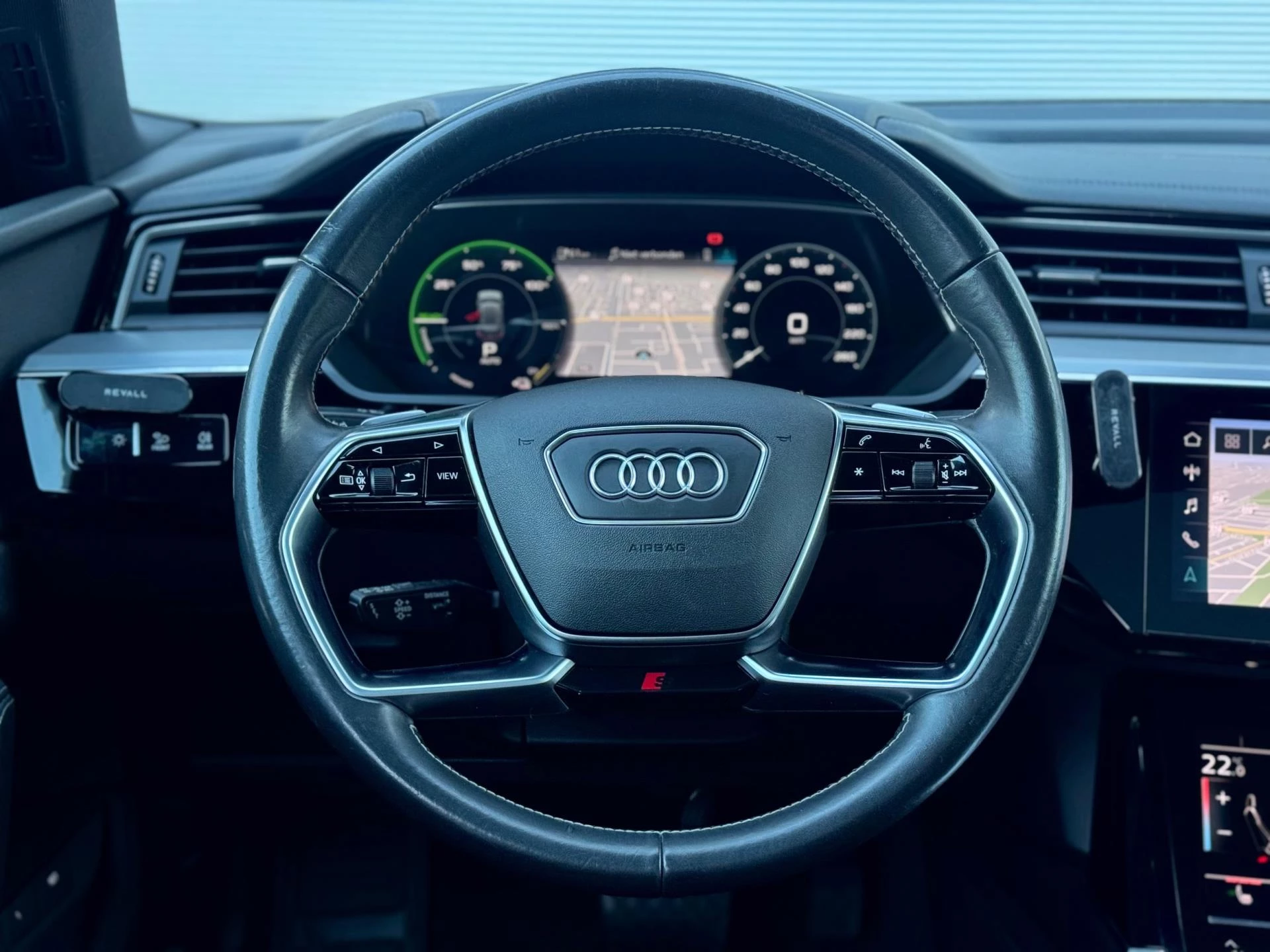 Hoofdafbeelding Audi e-tron