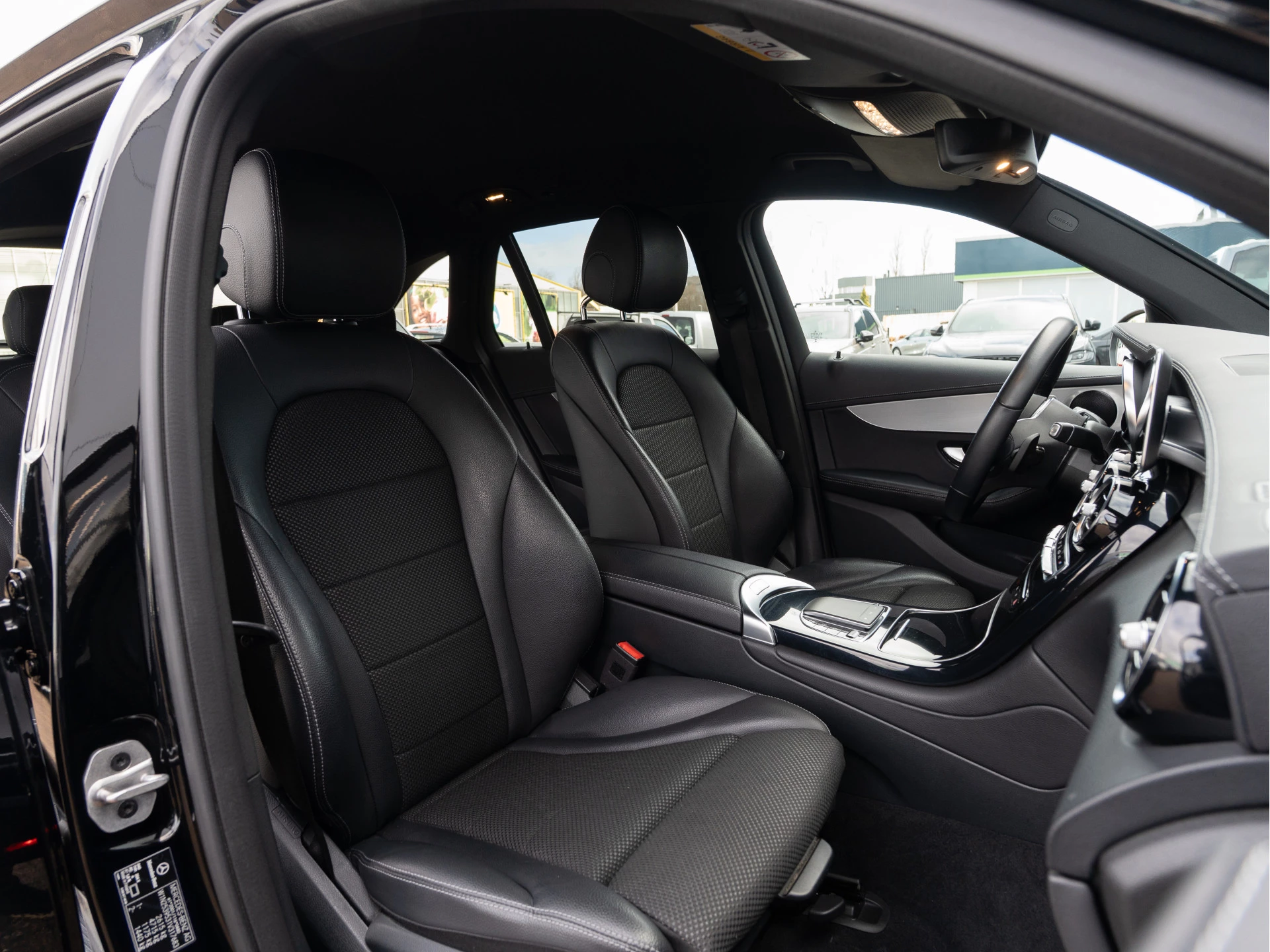 Hoofdafbeelding Mercedes-Benz GLC