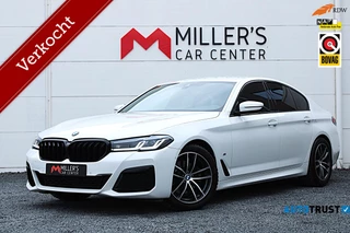 BMW 5-serie 520i M-SPORT Laser Memory Camera Sfeerverlichting Leder