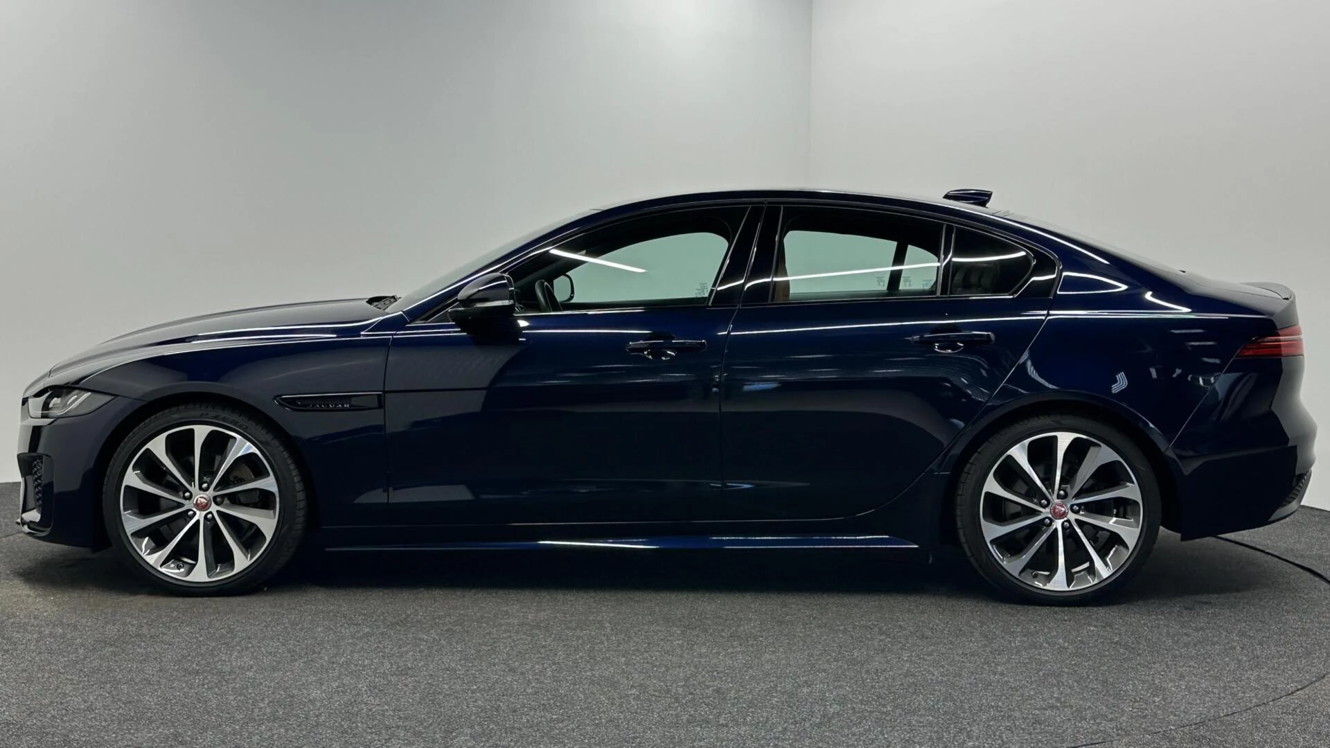 Hoofdafbeelding Jaguar XE