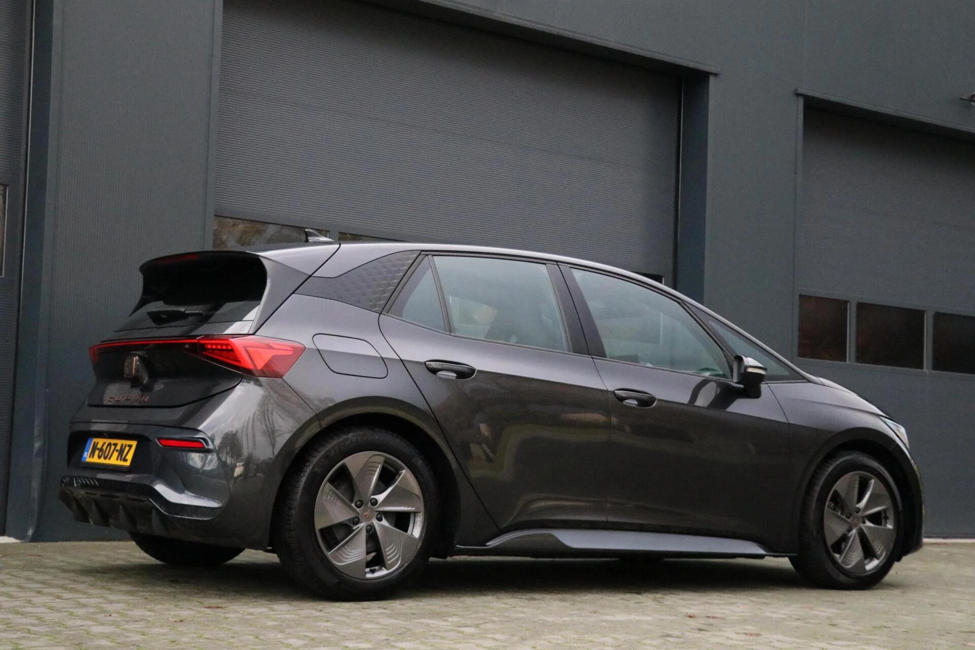 Hoofdafbeelding CUPRA Born