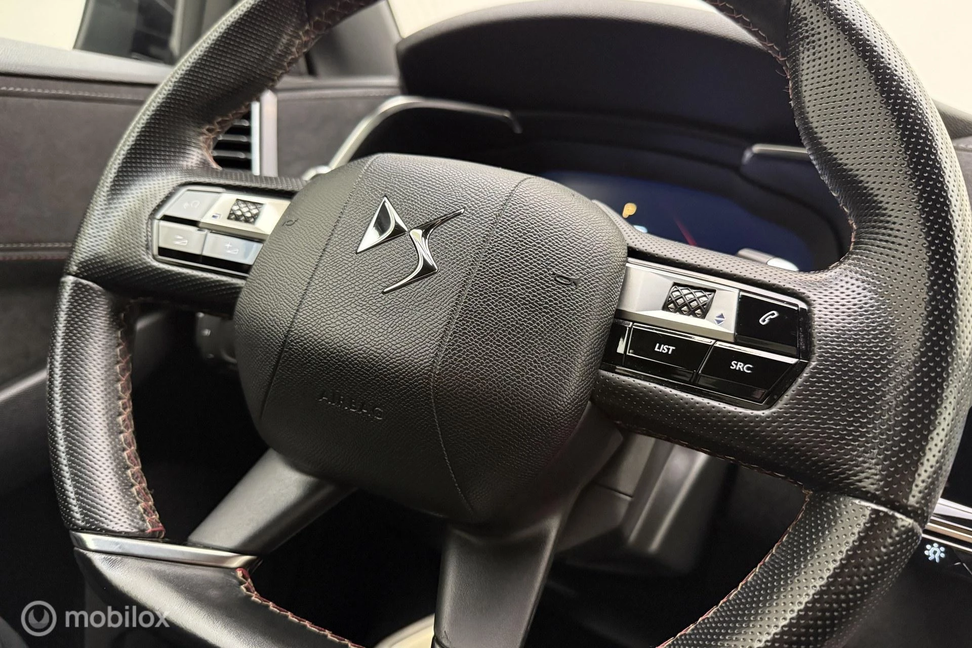 Hoofdafbeelding DS DS 7