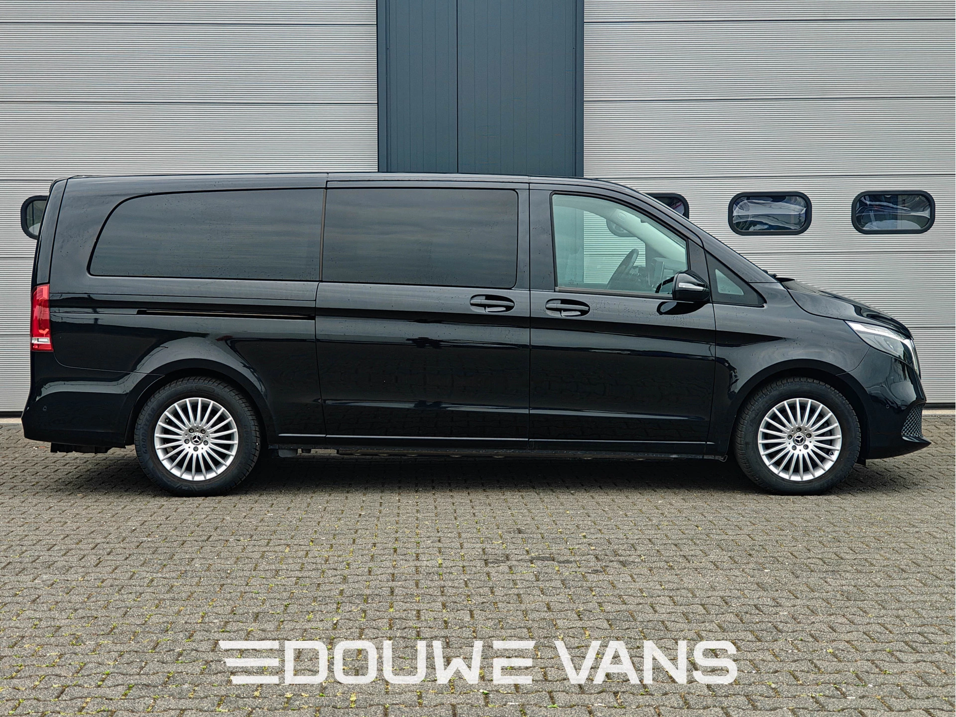 Hoofdafbeelding Mercedes-Benz EQV