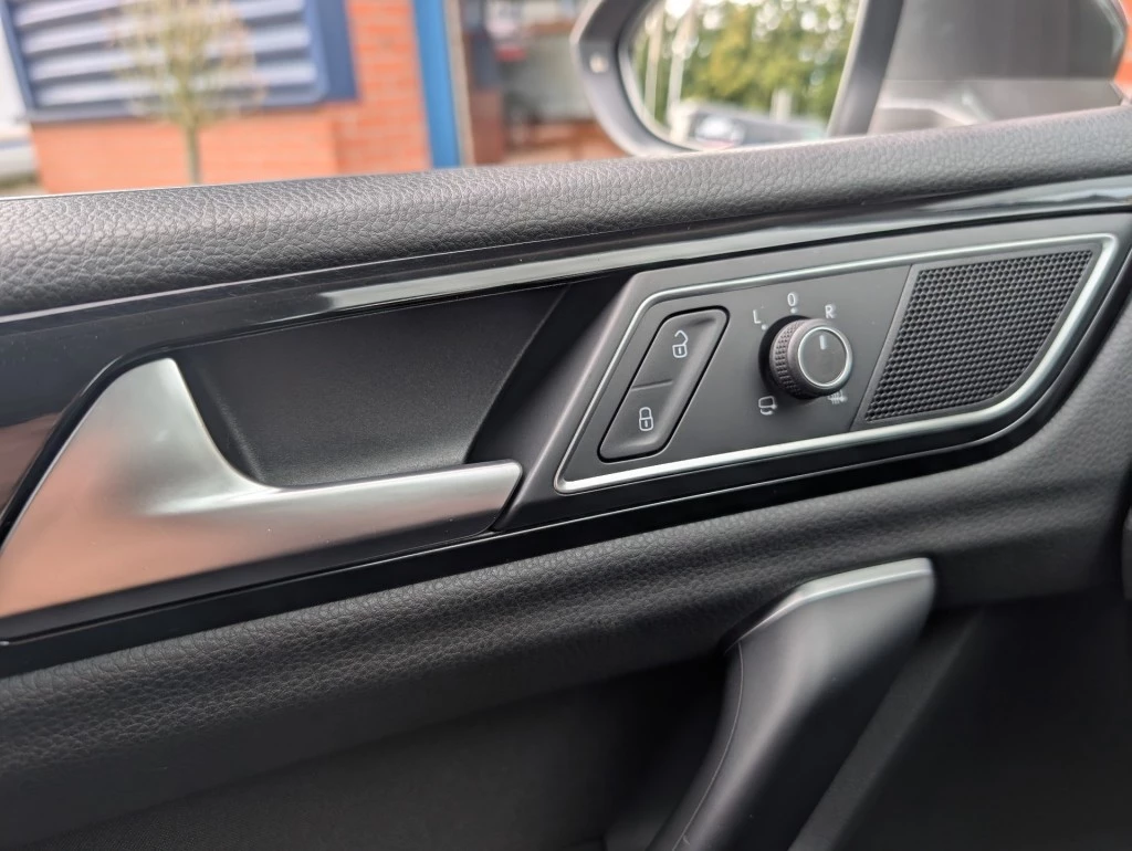 Hoofdafbeelding Volkswagen Golf Sportsvan