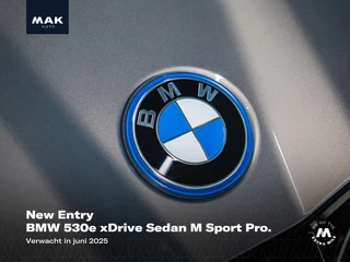 Hoofdafbeelding BMW 5 Serie BMW 5-serie Sedan 530e xDrive M Sport Pro, Frozen, CraftedClarity, 21", B&W, stl.ventilatie, memory, HUD, tr.haak, privacy, NP103k