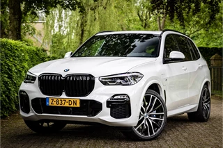 BMW X5 xDrive45e M Sport Sky Lounge 22" Harman Kardon Panorama