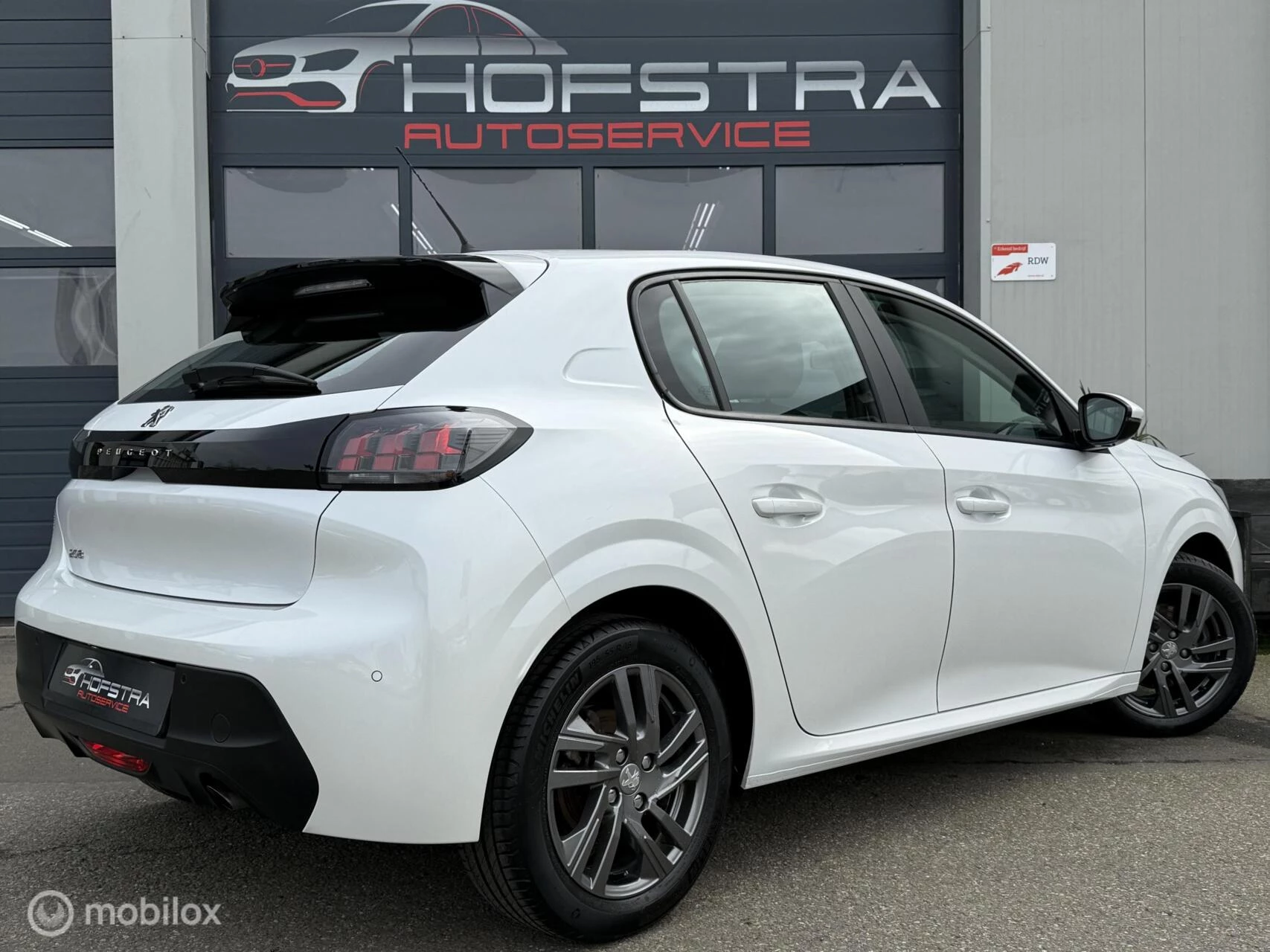 Hoofdafbeelding Peugeot 208