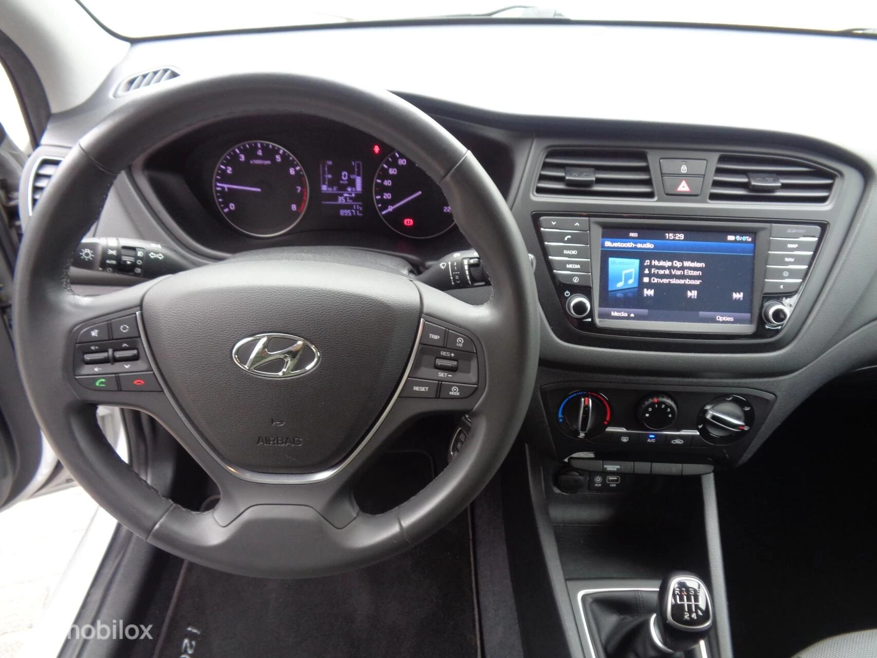 Hoofdafbeelding Hyundai i20