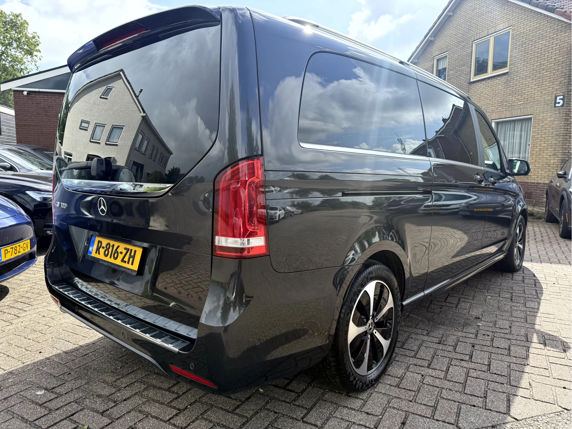 Hoofdafbeelding Mercedes-Benz EQV