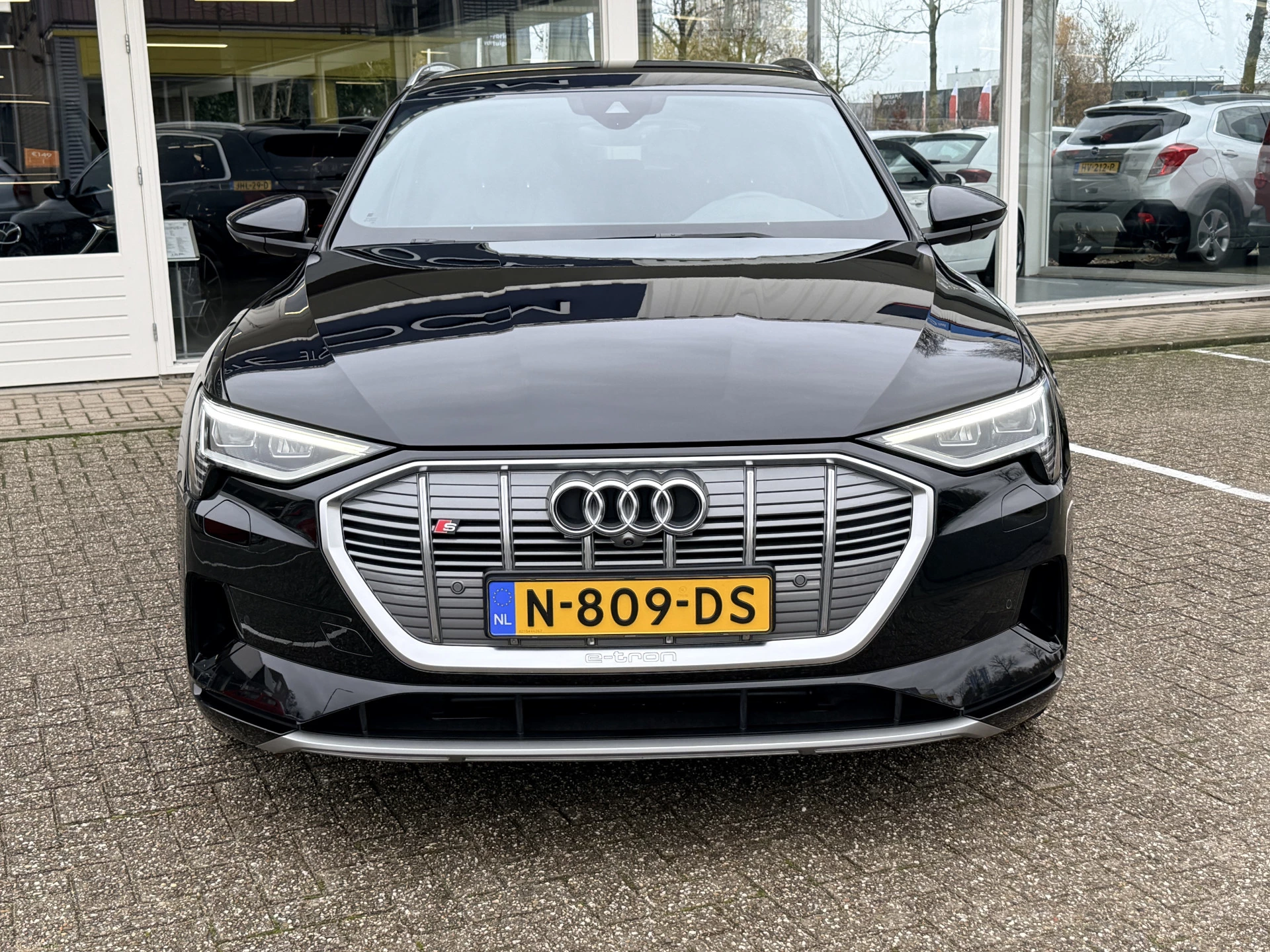 Hoofdafbeelding Audi e-tron