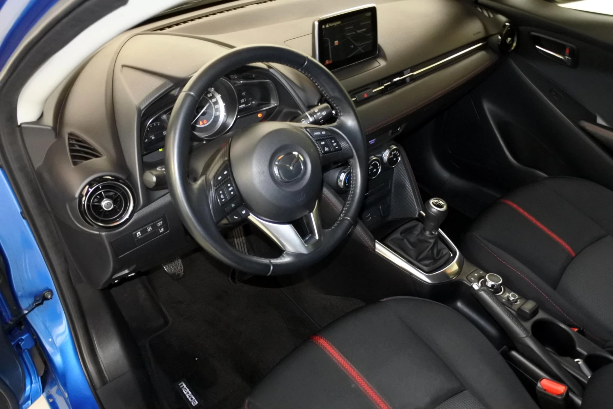 Hoofdafbeelding Mazda 2