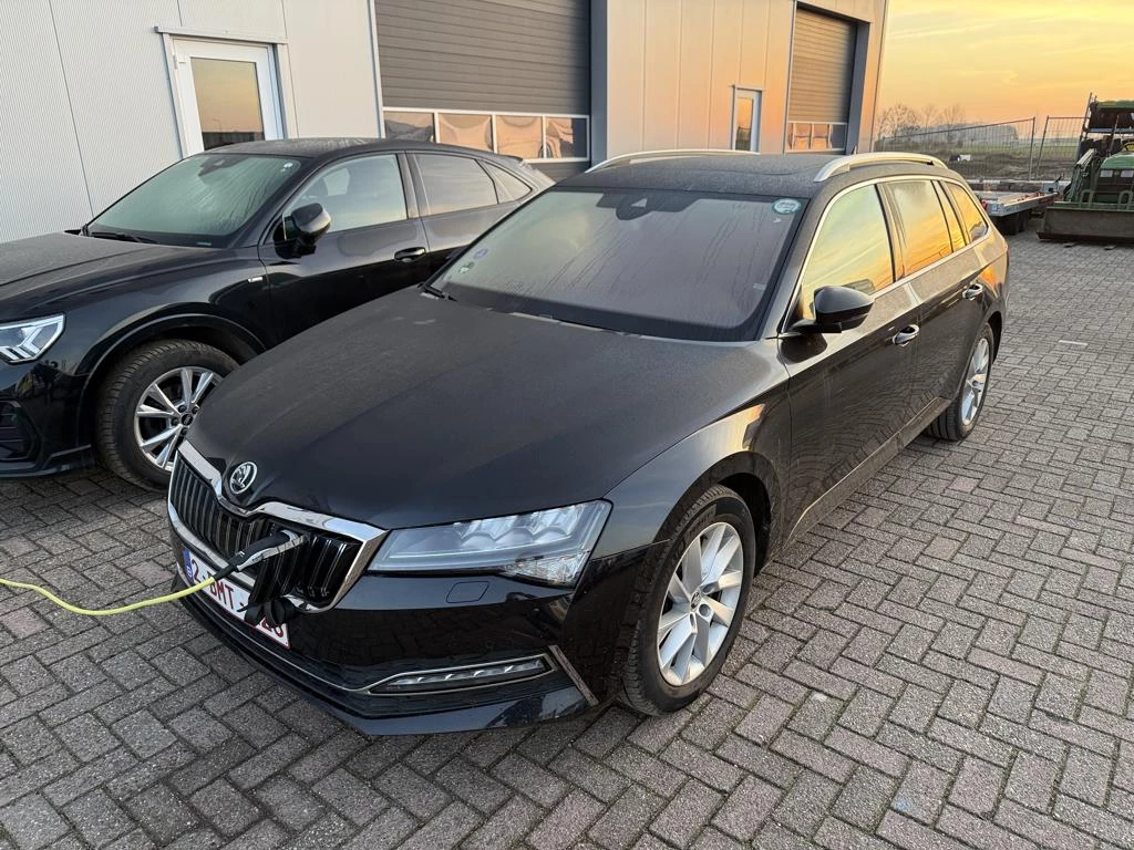 Hoofdafbeelding Škoda Superb