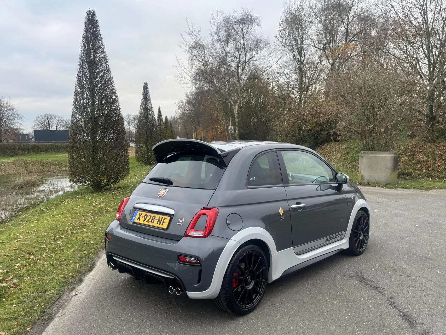 Hoofdafbeelding Abarth 695