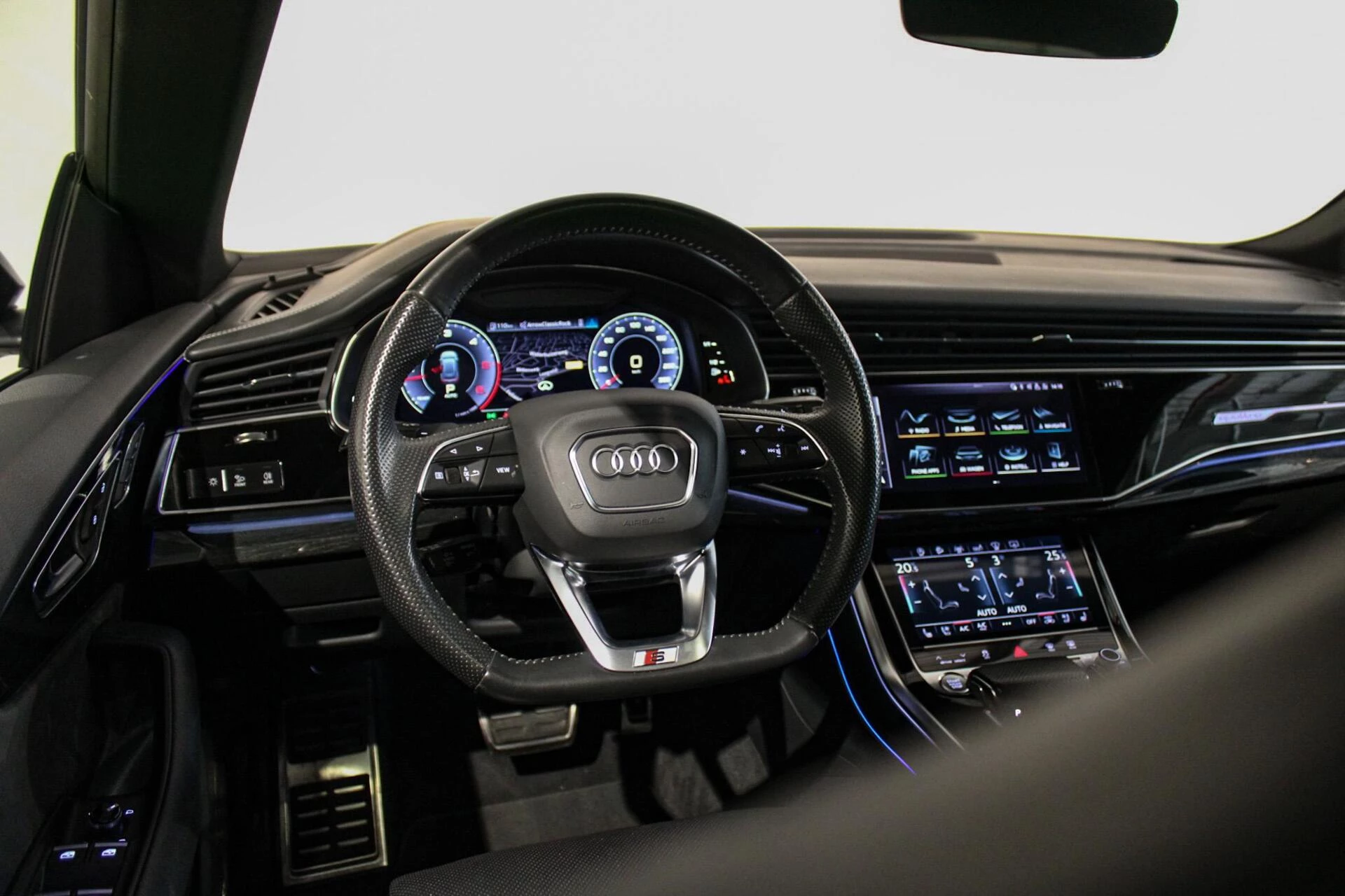 Hoofdafbeelding Audi Q8