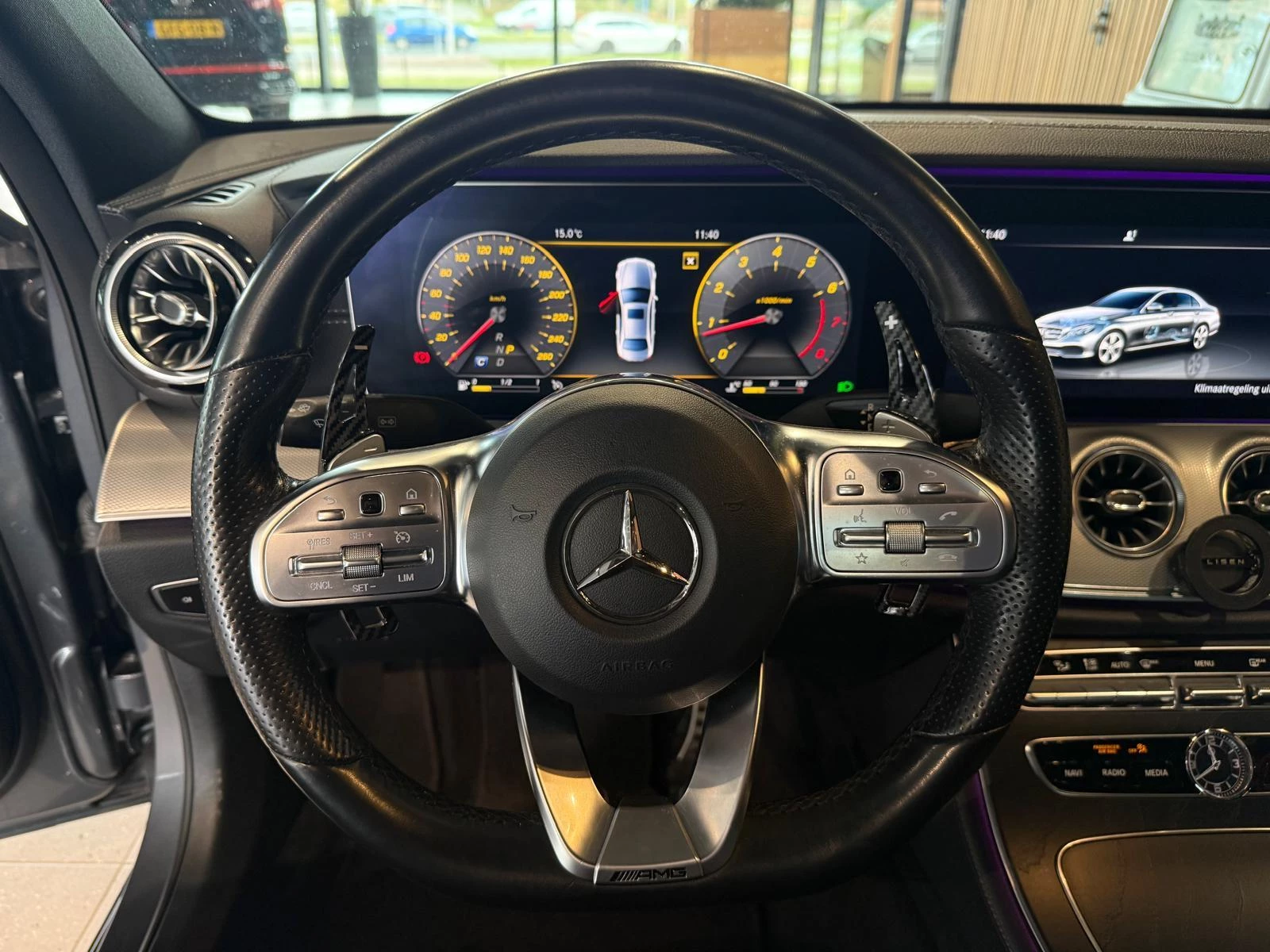 Hoofdafbeelding Mercedes-Benz E-Klasse