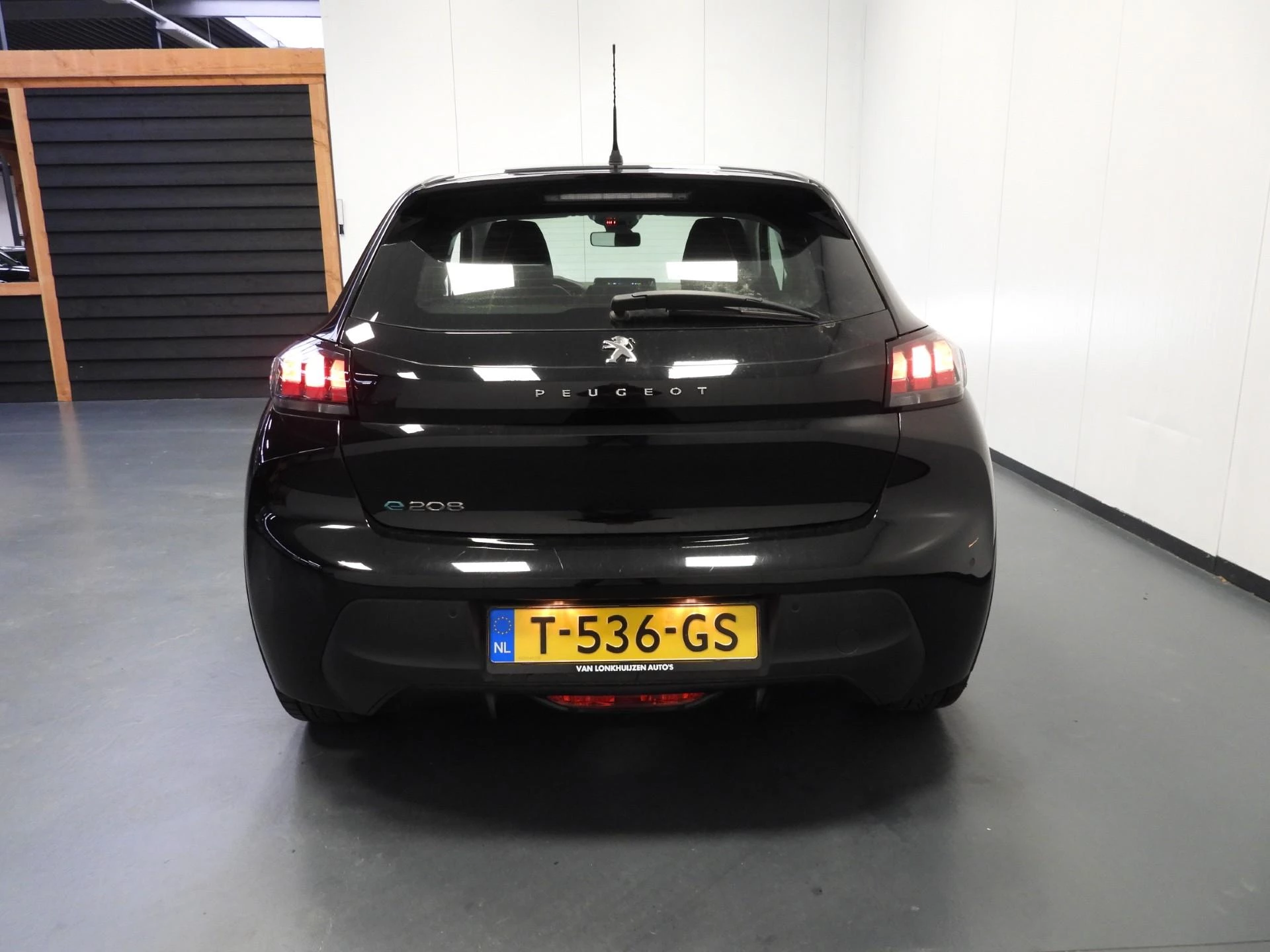 Hoofdafbeelding Peugeot e-208