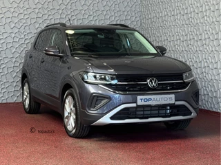 Volkswagen T-Cross DE VERNIEUWDE T-CROSS 116PK 17''LMV TREKHAAK CAMERA VIR.COCKPIT STOELVERW. ADAP.CRUISE LMV CARPLAY 2025 "Volkswagen rijden begint bij Topautos.nl – 75 topmodellen direct op voorraad!"