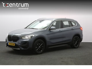 BMW X1 sDrive18i High 140 PK Executive Edition, Trekhaak, Head-Up Display, Stoelverwarming, Sportstoelen